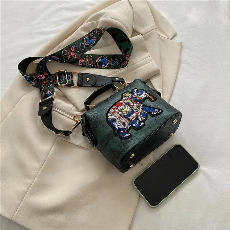 Bolsa Vintage Bordado Elefante