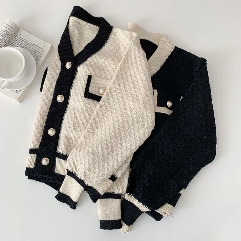 Cardigans Outwear Korean Preto e Branco